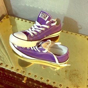 Purple Converse 9.5